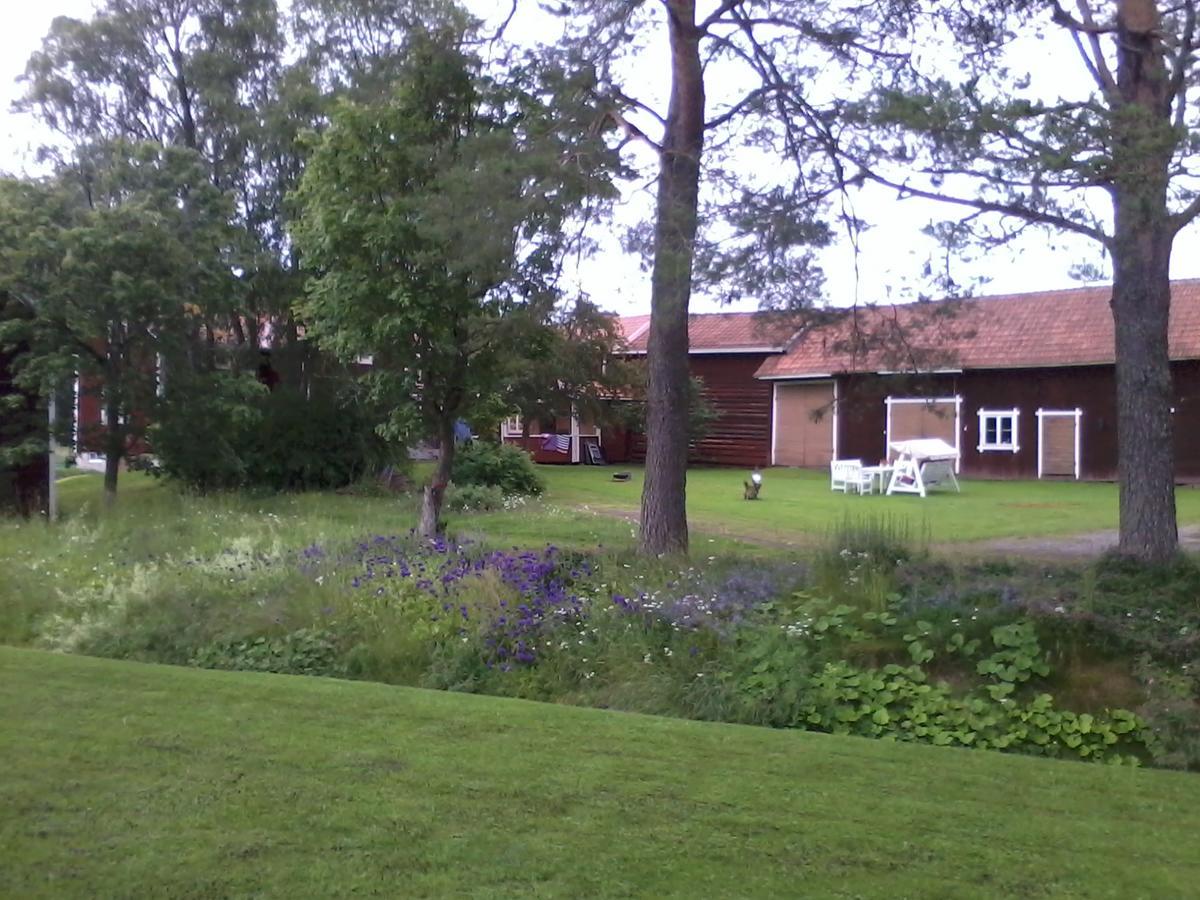 Draenggardens Stuga Pa Genuin Raettviksgard Boda  Luaran gambar