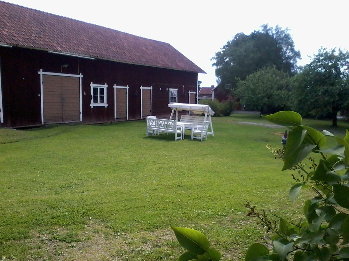 Draenggardens Stuga Pa Genuin Raettviksgard Boda  Luaran gambar